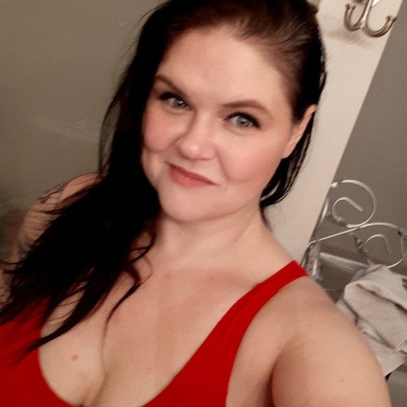 Meet your Posher, Deborah - Picture 3 of 3